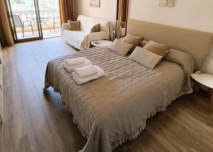 Appartement Lulys At Castle Harbour Los Cristianos (Tenerife)