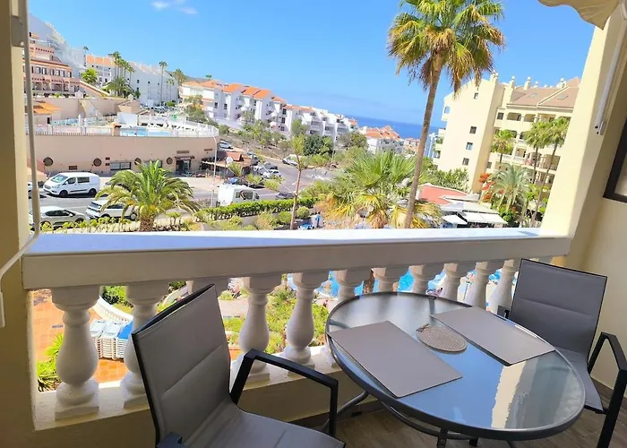 Lulys At Castle Harbour Los Cristianos (Tenerife)