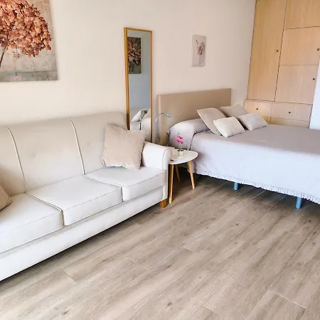 Lulys At Castle Harbour Apartment *