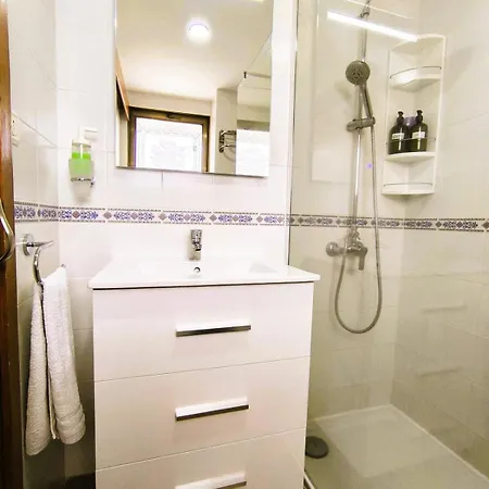 Lulys At Castle Harbour Los Cristianos (Tenerife)