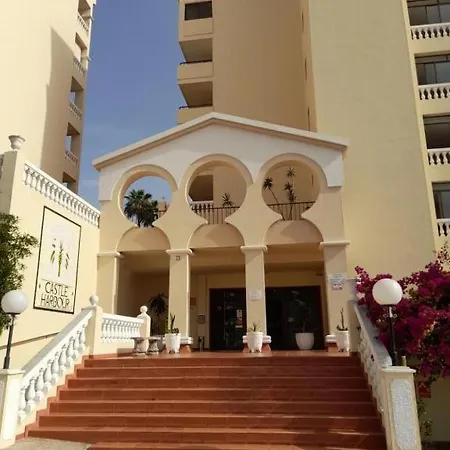 Lulys At Castle Harbour Apartmán
