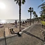 Apartamento Lulys At Castle Harbour *